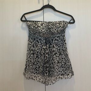 ‼️SOLD‼️Banana Republic flowy strapless top - size 00P